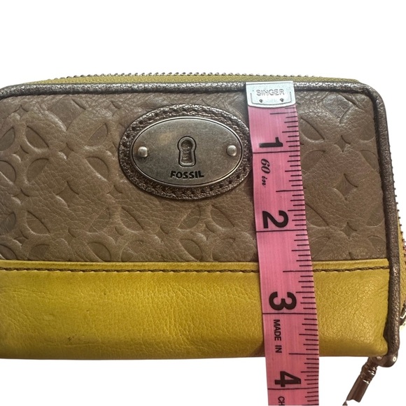 Fossil Tan and Lime/Yellow Leather Wristlet - Picture 7 of 7